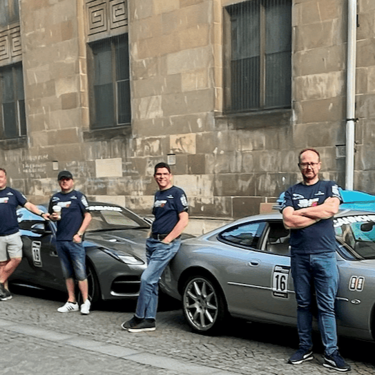 RADical Rogues Rally Team